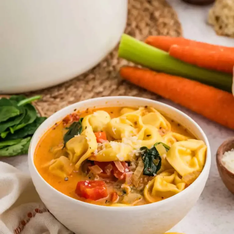 Creamy Creamy Tortellini Soup – A Hearty and Velvety Comfort Bowl