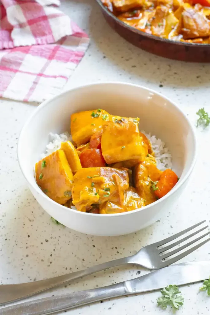 Coconut Fish Curry – Bright, Creamy Flavor in One Pot